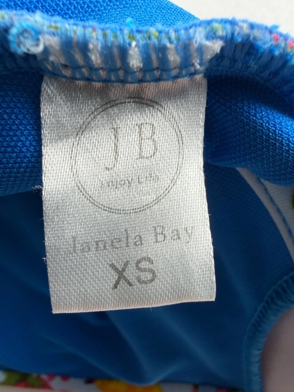 Janela Bay‎ Floral One Piece Swimsuit XS Underwire Lace Up Back
